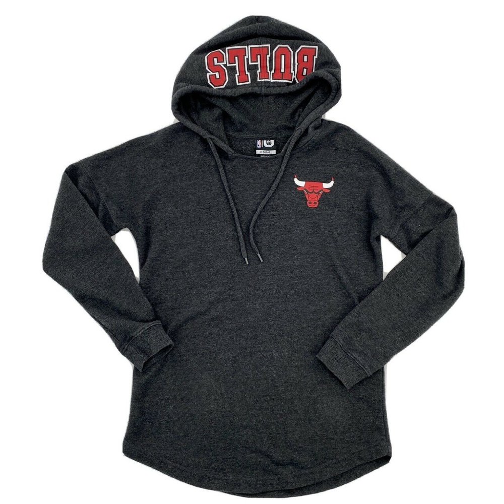 NBA Chicago Bulls Spell out Hoodie Women’s XS EUC